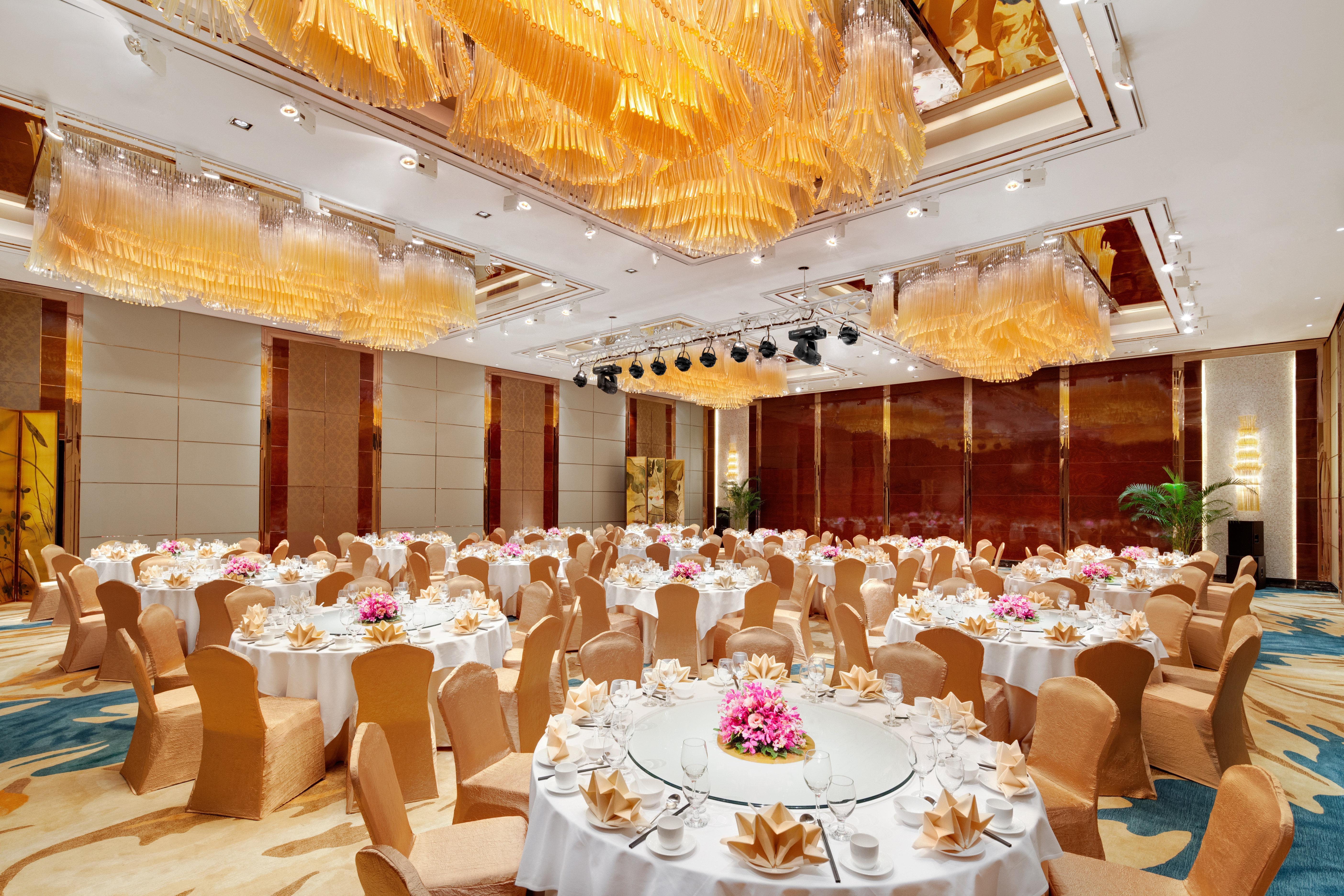 Crowne Plaza Sanya City Center By Ihg Экстерьер фото