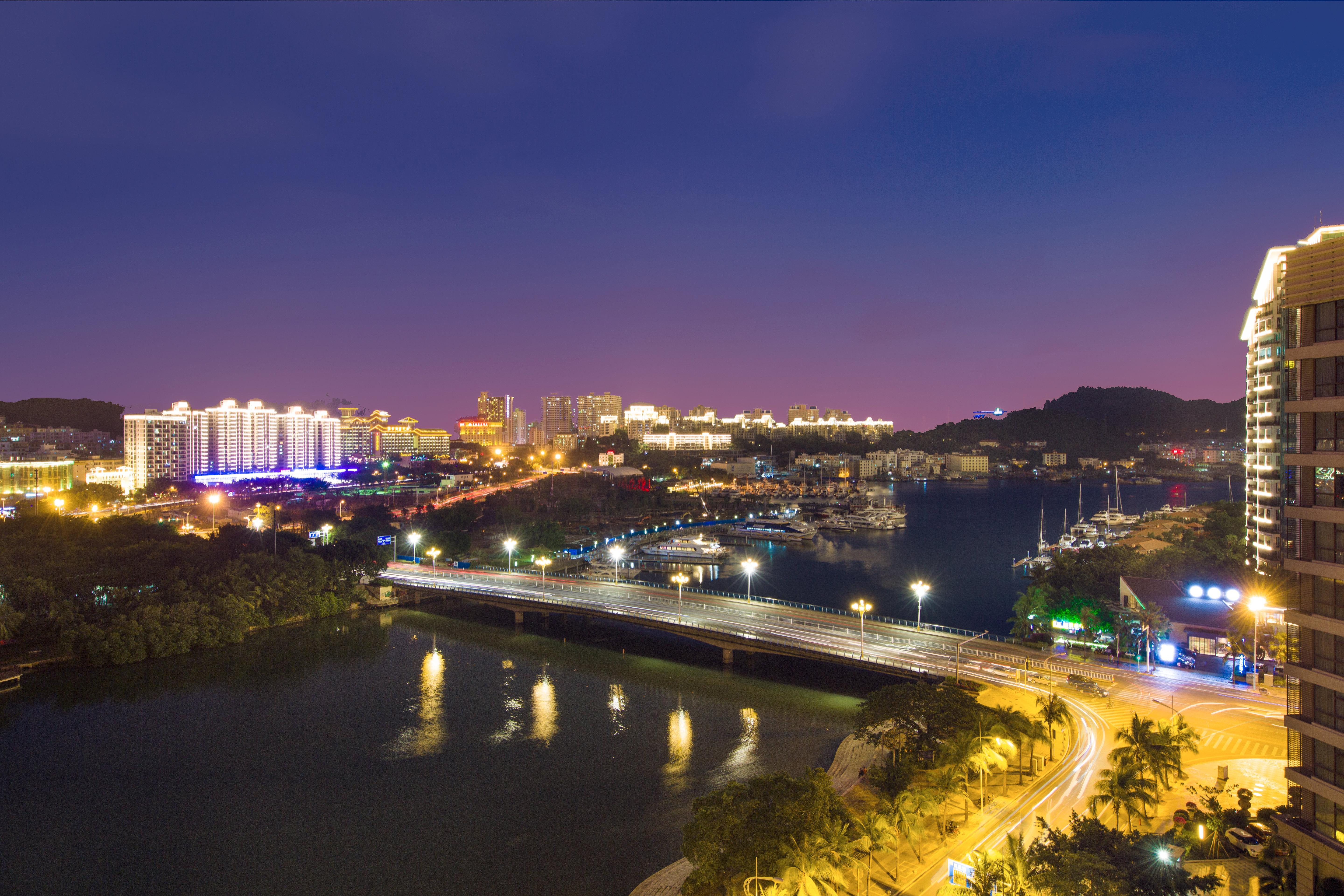 Crowne Plaza Sanya City Center By Ihg Экстерьер фото